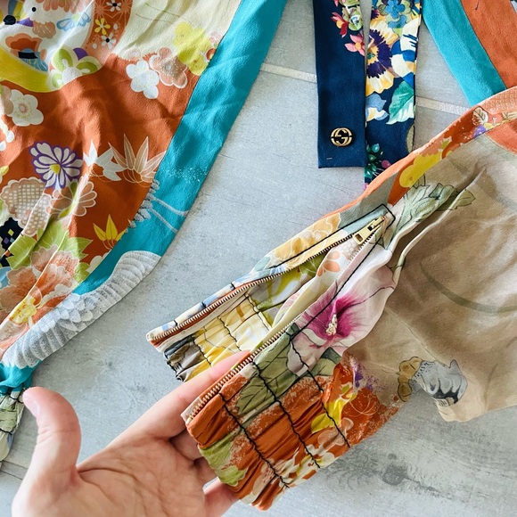 New authentic Gucci, silk pants, made in Italy with side pockets, size 6. - Picture 7 of 9